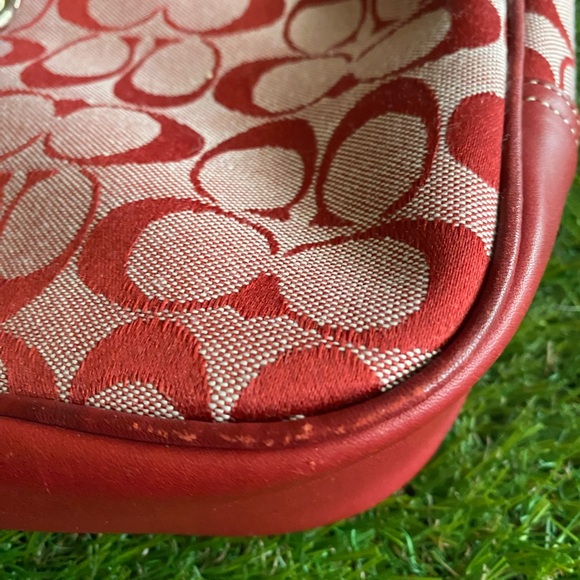 Red Coach shoulder bag - Picture 6 of 16